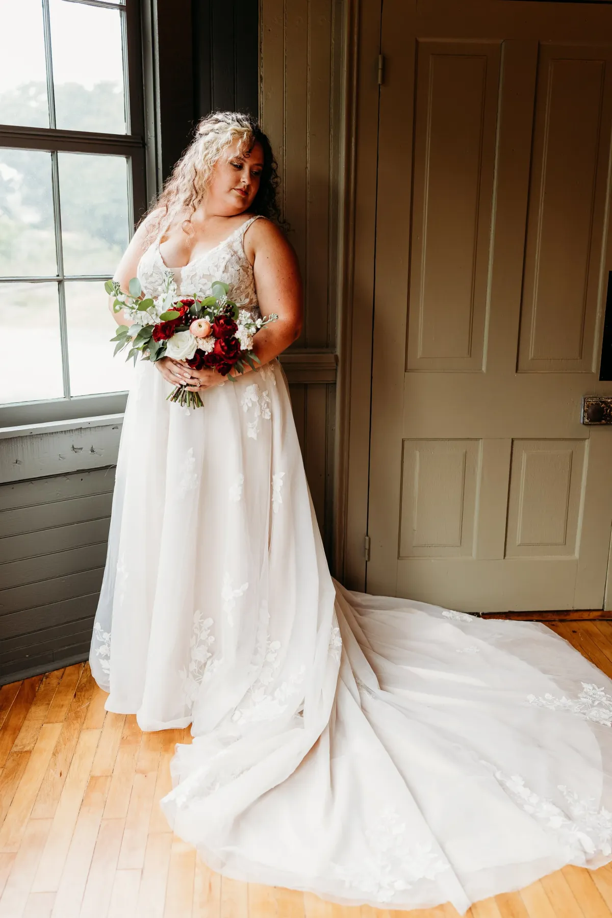 Carmine loose blooms