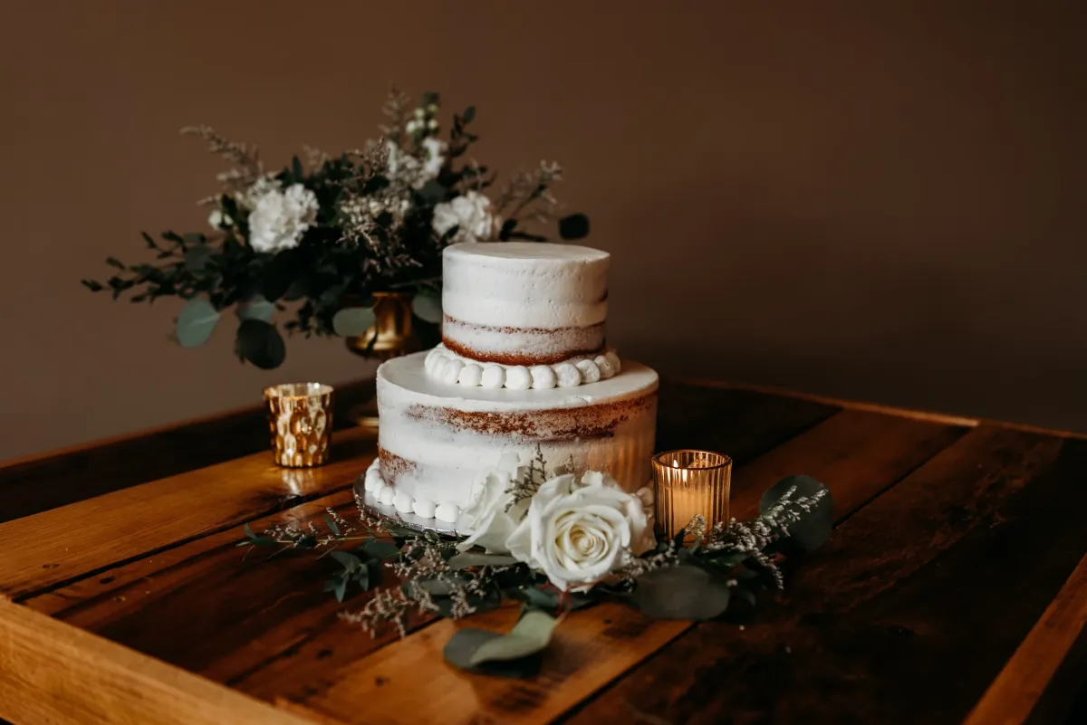 Timeless White garden arrangement